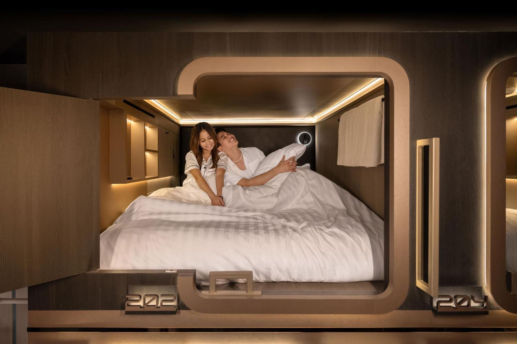 Cube Social Boutique Capsule Hotel At Boat Quay Singapur Zewnętrze zdjęcie