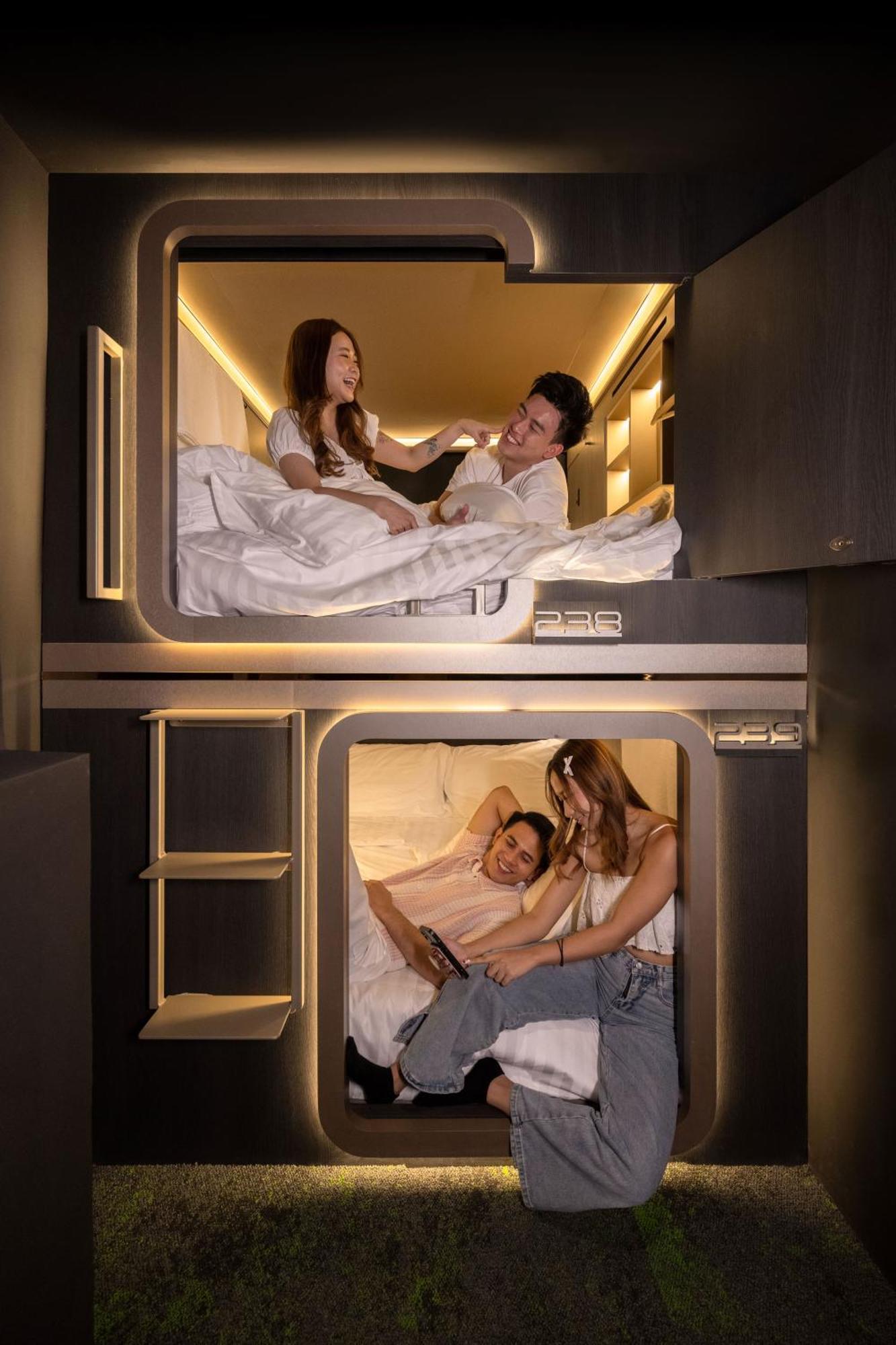 Cube Social Boutique Capsule Hotel At Boat Quay Singapur Zewnętrze zdjęcie