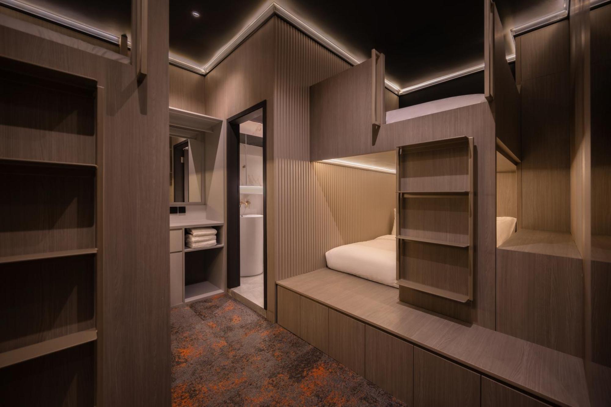 Cube Social Boutique Capsule Hotel At Boat Quay Singapur Zewnętrze zdjęcie