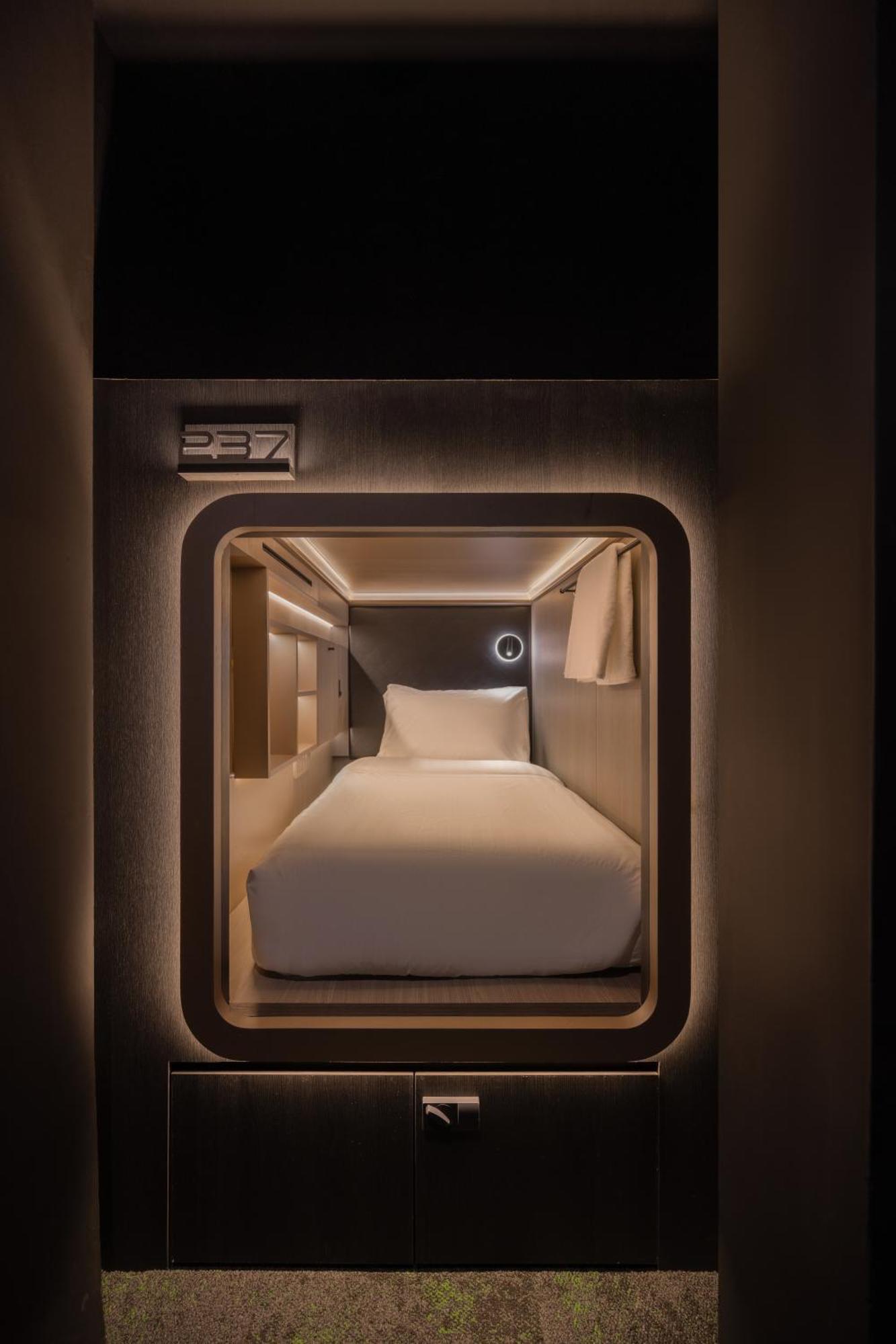 Cube Social Boutique Capsule Hotel At Boat Quay Singapur Zewnętrze zdjęcie