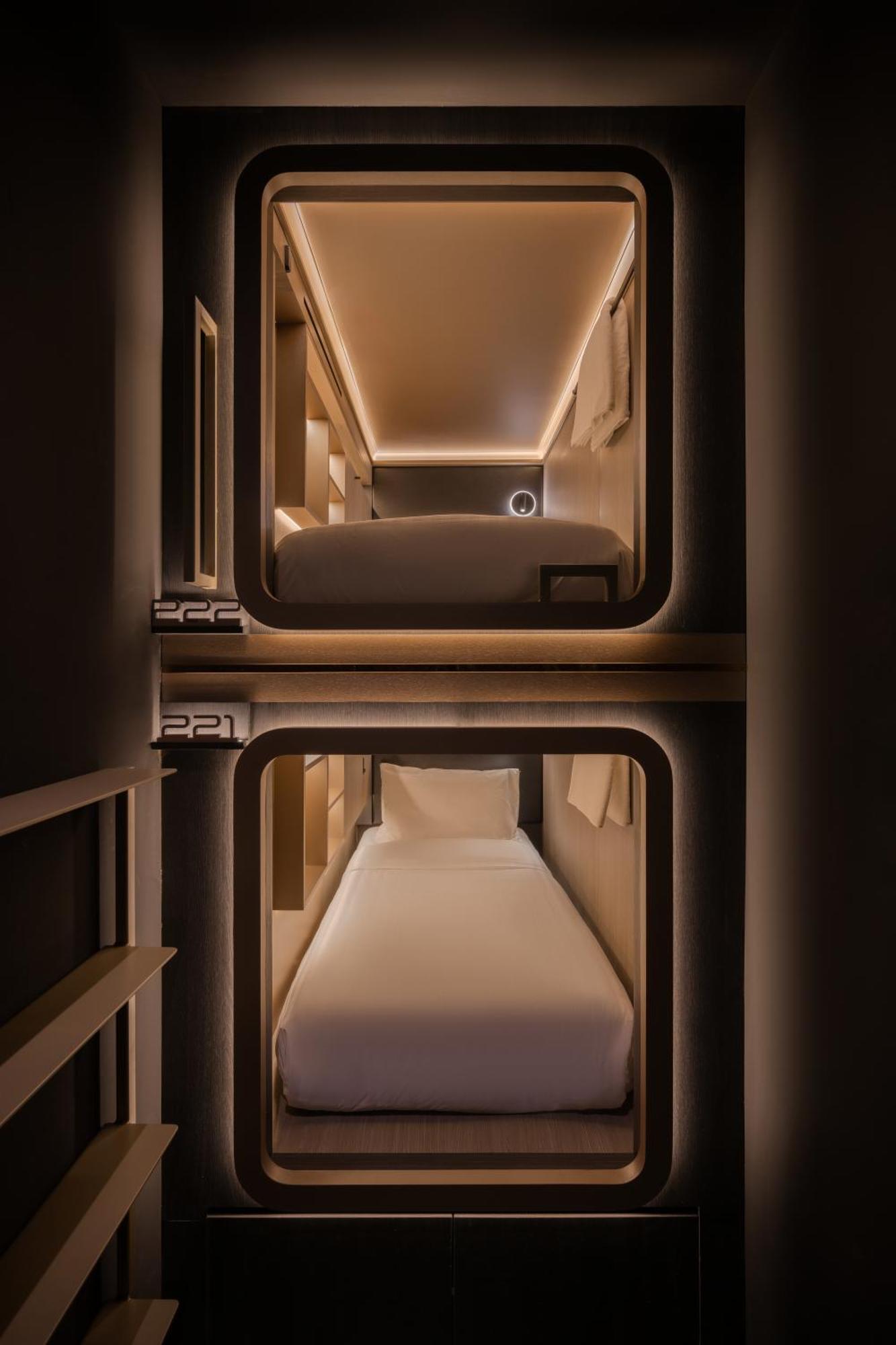 Cube Social Boutique Capsule Hotel At Boat Quay Singapur Zewnętrze zdjęcie
