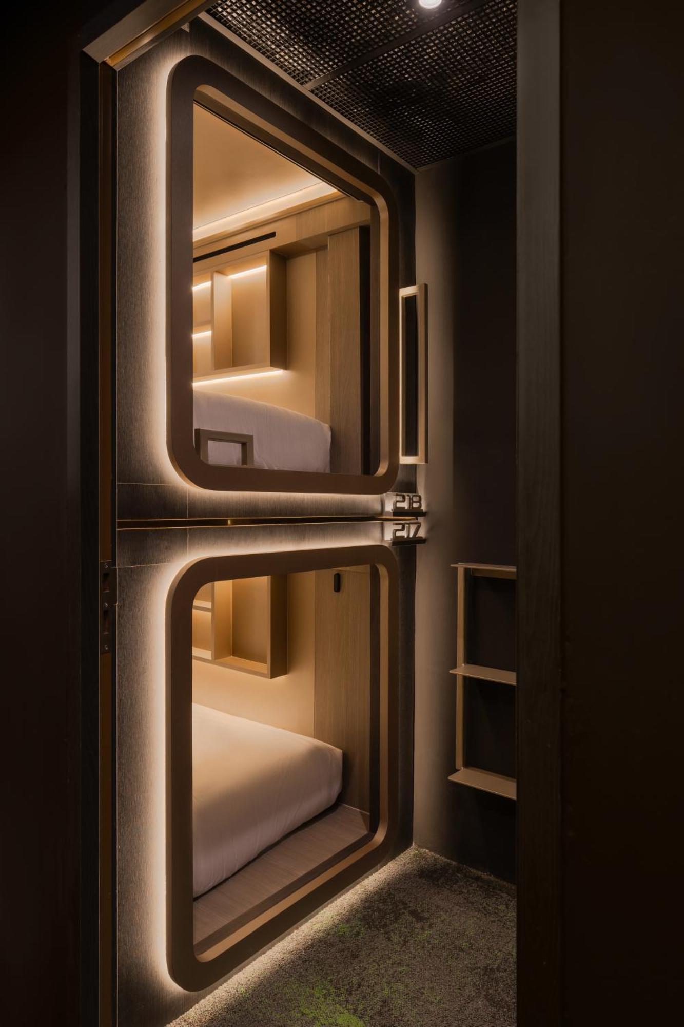 Cube Social Boutique Capsule Hotel At Boat Quay Singapur Zewnętrze zdjęcie